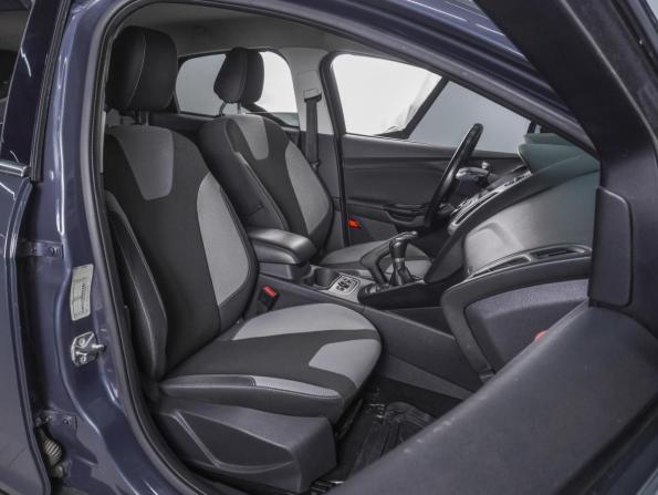 Ford Focus III с пробегом 2012 года, цена 899 000 рублей, 161758 км, хэтчбек, Автокод Объявления