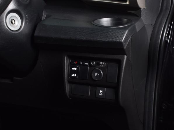Honda Freed I Рестайлинг с пробегом 2012 года, цена 999 995 рублей, 184410 км, компактвэн, Автокод Объявления