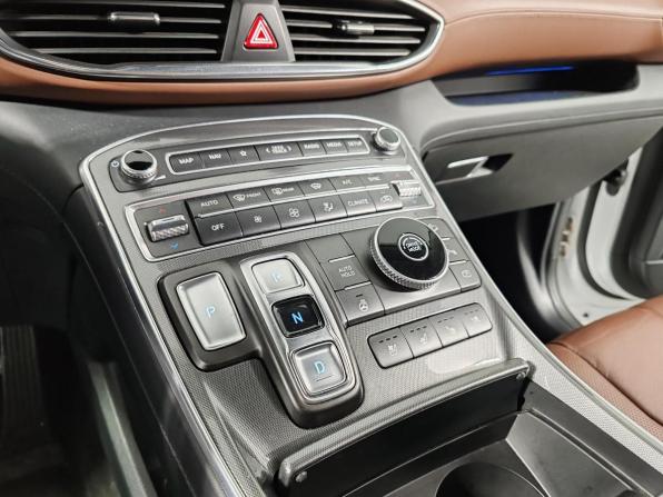 Hyundai Santa Fe IV Рестайлинг с пробегом 2021 года, цена 3 199 000 рублей, 84562 км, внедорожник, Автокод Объявления