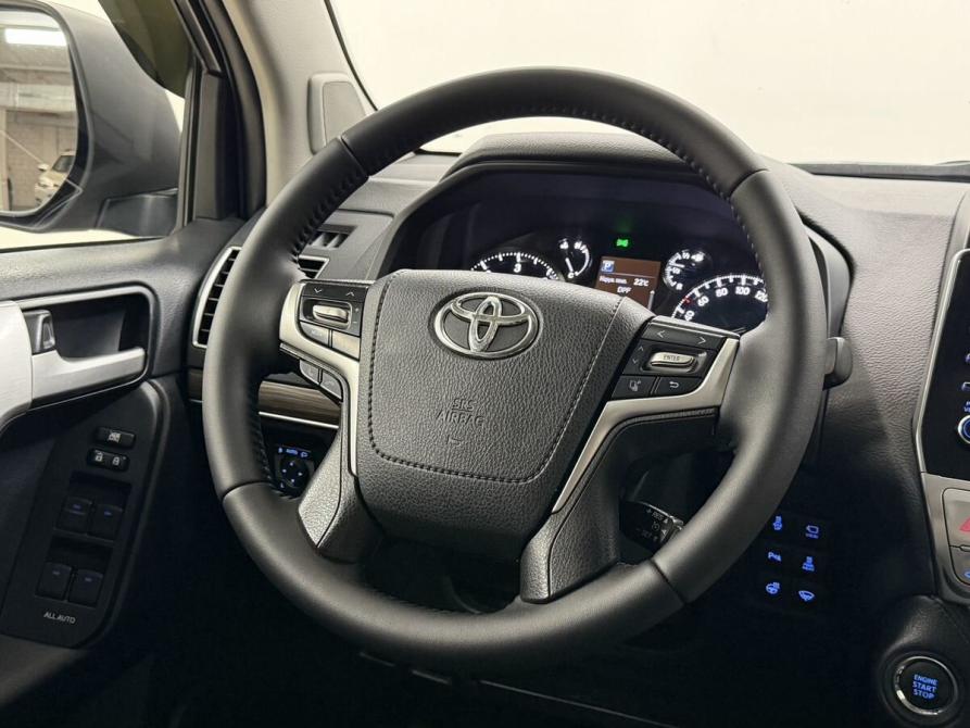 Toyota Land Cruiser Prado 150 Series Рестайлинг 3 Вологда  - изображение 15