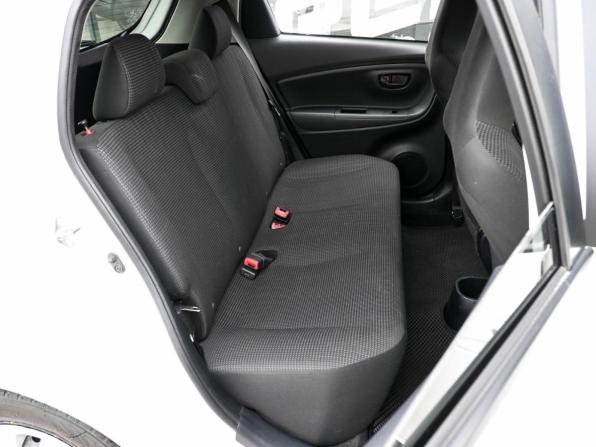 Toyota Vitz III (XP130) Рестайлинг 2 с пробегом 2019 года, цена 899 000 рублей, 74165 км, хэтчбек, Автокод Объявления