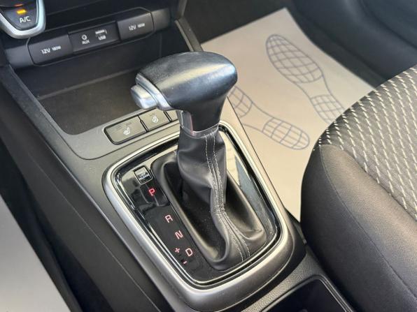 Kia Rio IV с пробегом 2018 года, цена 1 199 000 рублей, 162428 км, хэтчбек, Автокод Объявления