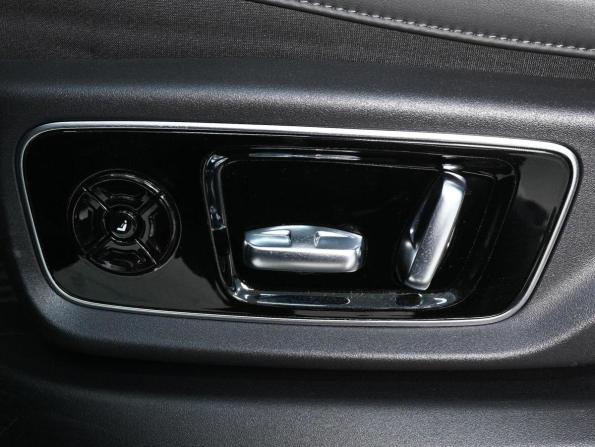 Li Auto (Lixiang) L7 I с пробегом 2023 года, цена 6 339 000 рублей, 57185 км, внедорожник, Автокод Объявления