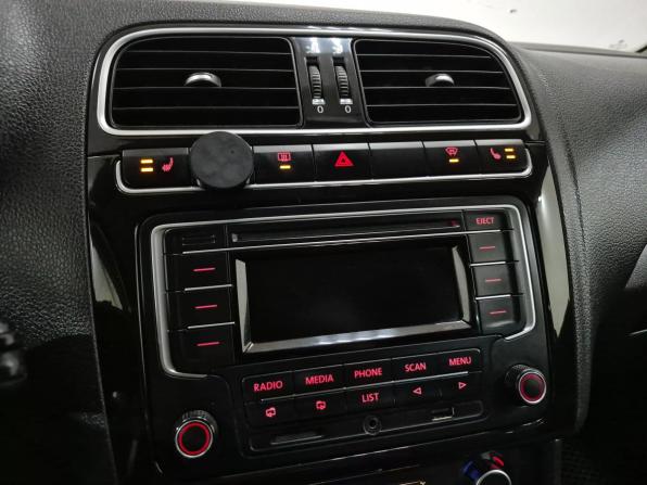 Volkswagen Polo V с пробегом 2014 года, цена 615 000 рублей, 249659 км, седан, Автокод Объявления
