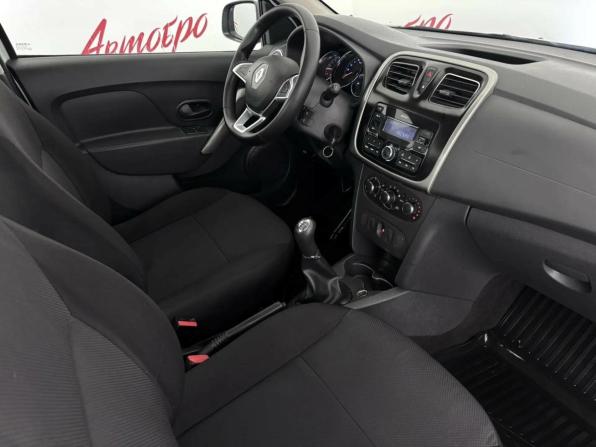 Renault Logan II Рестайлинг с пробегом 2020 года, цена 899 000 рублей, 138800 км, седан, Автокод Объявления