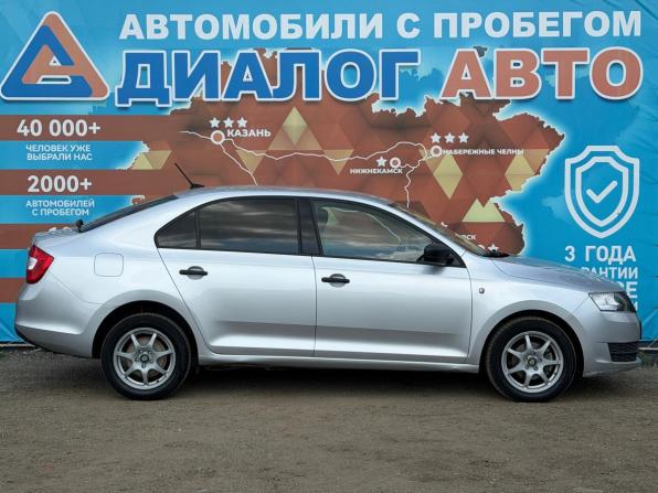 Skoda Rapid I с пробегом 2017 года, цена 1 170 000 рублей, 72700 км, лифтбек, Автокод Объявления