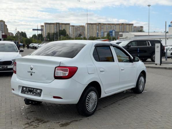 Renault Logan II Рестайлинг с пробегом 2021 года, цена 750 000 рублей, 146753 км, седан, Автокод Объявления
