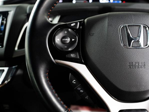 Honda Jade I Рестайлинг с пробегом 2018 года, цена 1 970 000 рублей, 62243 км, компактвэн, Автокод Объявления
