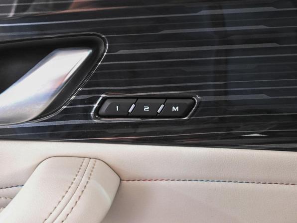 Geely Monjaro I с пробегом 2023 года, цена 3 225 000 рублей, 44146 км, внедорожник, Автокод Объявления