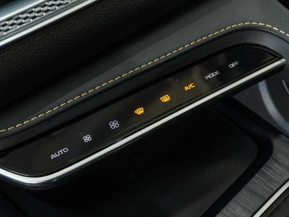 FAW Bestune B70 I Рестайлинг с пробегом 2024 года, цена 1 999 000 рублей, 66 км, лифтбек, Автокод Объявления