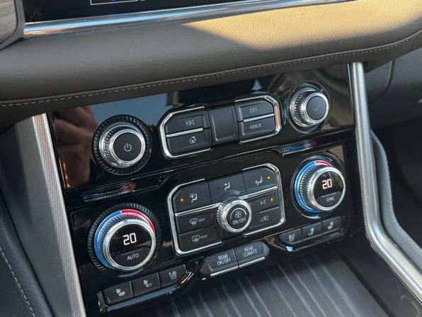 GMC Yukon V с пробегом 2023 года, цена 11 748 000 рублей, 8090 км, внедорожник, Автокод Объявления