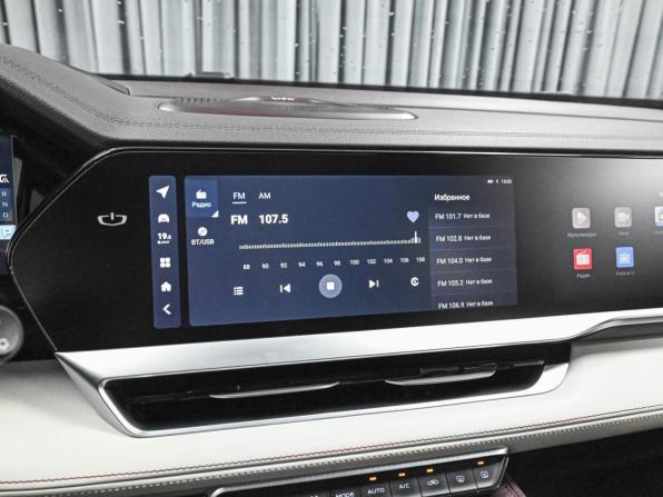 Geely Monjaro I с пробегом 2023 года, цена 3 149 000 рублей, 71768 км, внедорожник, Автокод Объявления