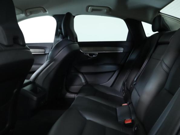 Volvo S90 II Рестайлинг с пробегом 2021 года, цена 3 500 000 рублей, 55372 км, седан, Автокод Объявления