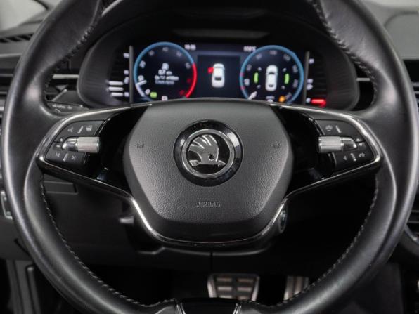 Skoda Rapid II с пробегом 2021 года, цена 1 720 000 рублей, 41652 км, лифтбек, Автокод Объявления