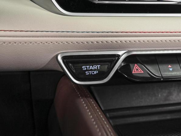 Geely Monjaro I с пробегом 2023 года, цена 2 927 000 рублей, 65845 км, внедорожник, Автокод Объявления
