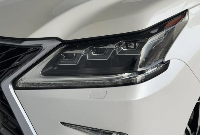 Lexus LX III Рестайлинг 2 с пробегом 2018 года, цена 8 490 000 рублей, 153969 км, внедорожник, Автокод Объявления