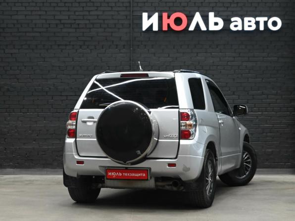 Suzuki Grand Vitara II с пробегом 2006 года, цена 790 000 рублей, 132152 км, внедорожник, Автокод Объявления