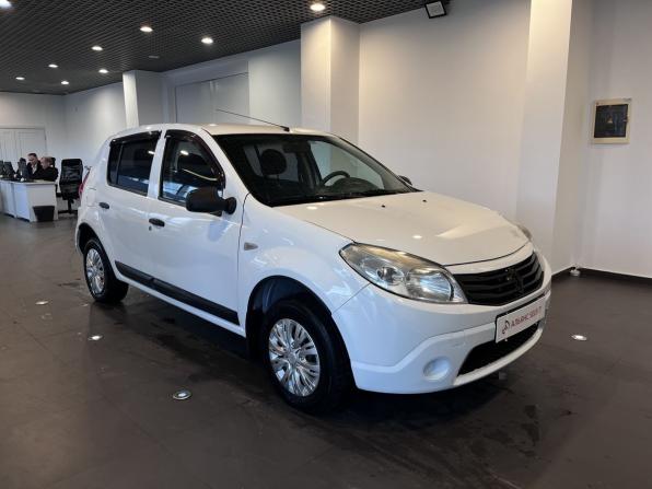 Renault Sandero I с пробегом 2013 года, цена 500 000 рублей, 236812 км, хэтчбек, Автокод Объявления