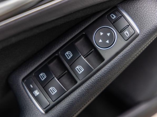 Mercedes-Benz A-Класс III (W176) с пробегом 2014 года, цена 1 298 000 рублей, 178720 км, хэтчбек, Автокод Объявления