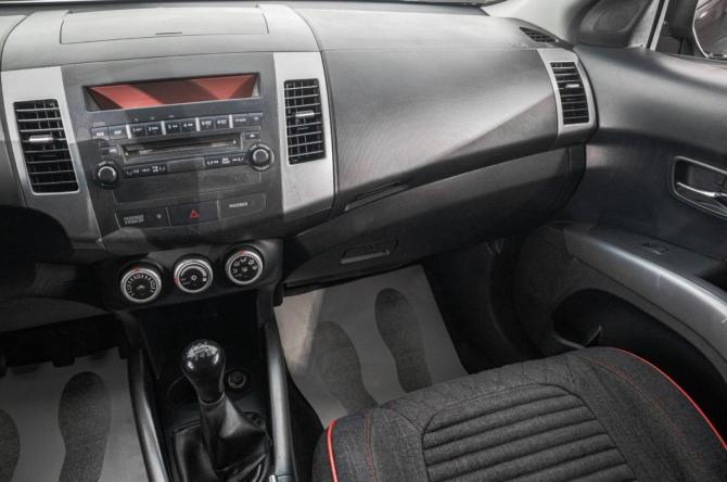 Mitsubishi Outlander II с пробегом 2008 года, цена 939 000 рублей, 288400 км, внедорожник, Автокод Объявления