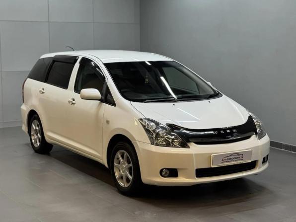 Toyota Wish I Рестайлинг с пробегом 2005 года, цена 847 000 рублей, 290000 км, минивэн, Автокод Объявления