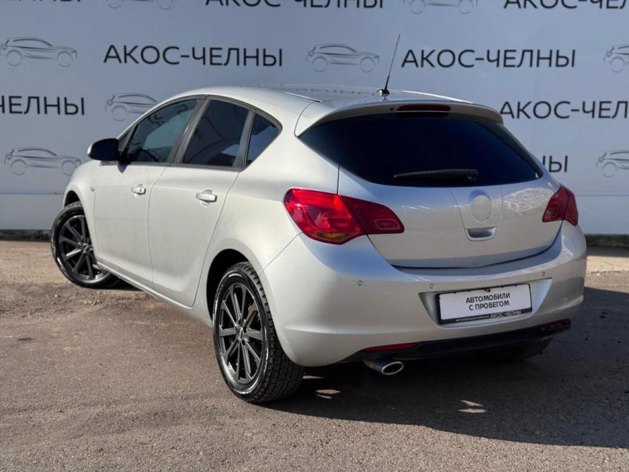 Opel Astra J Набережные Челны  - изображение 8