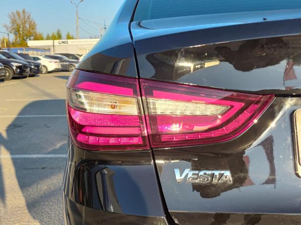 Lada (ВАЗ) Vesta I Рестайлинг (NG) с пробегом 2025 года, цена 1 560 000 рублей, 7657 км, седан, Автокод Объявления