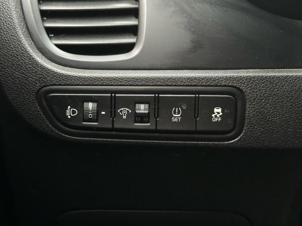 Kia Rio IV с пробегом 2017 года, цена 1 080 000 рублей, 103866 км, седан, Автокод Объявления