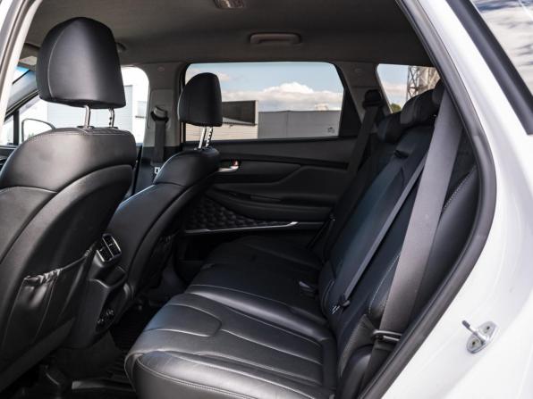 Hyundai Santa Fe IV с пробегом 2019 года, цена 2 389 000 рублей, 136905 км, внедорожник, Автокод Объявления