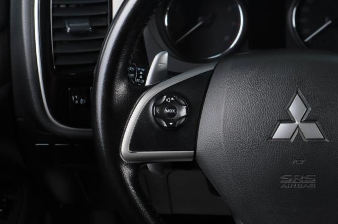 Mitsubishi Outlander III Рестайлинг с пробегом 2014 года, цена 1 649 000 рублей, 179230 км, внедорожник, Автокод Объявления