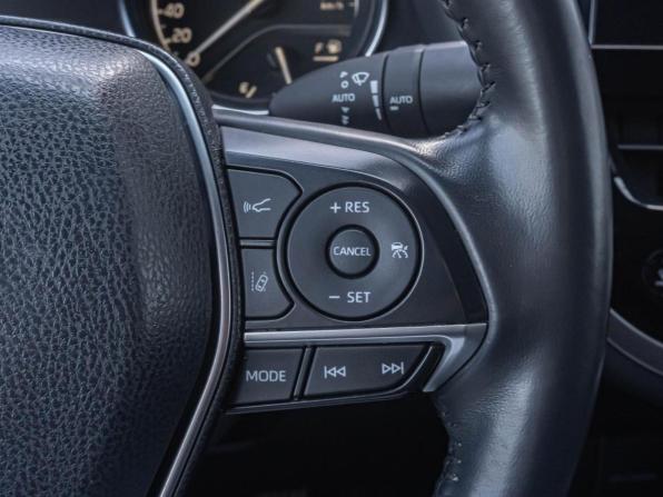 Toyota Camry VIII (XV70) Рестайлинг с пробегом 2021 года, цена 2 995 000 рублей, 38123 км, седан, Автокод Объявления
