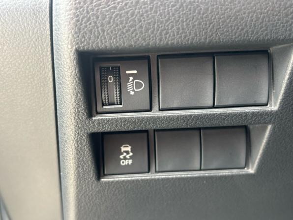 Toyota Land Cruiser 300 Series с пробегом 2023 года, цена 9 199 999 рублей, 75410 км, внедорожник, Автокод Объявления