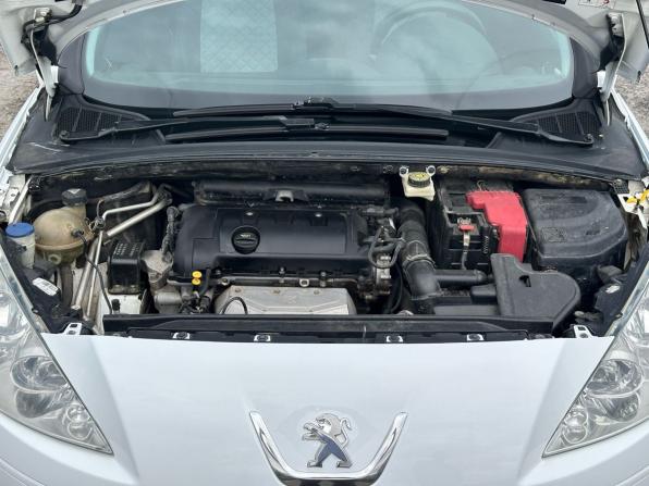 Peugeot 408 I с пробегом 2014 года, цена 590 000 рублей, 196588 км, седан, Автокод Объявления