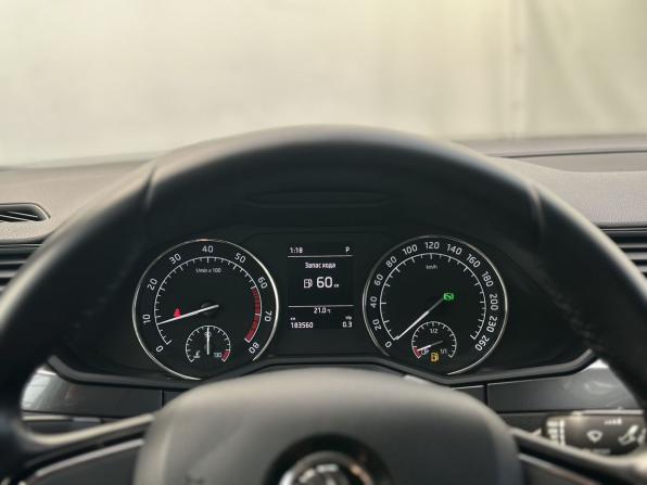 Skoda Superb III с пробегом 2016 года, цена 1 650 000 рублей, 183518 км, лифтбек, Автокод Объявления
