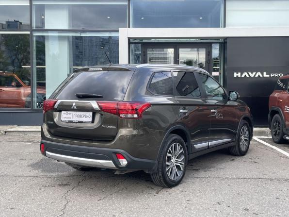 Mitsubishi Outlander III Рестайлинг 2 с пробегом 2015 года, цена 1 549 000 рублей, 230079 км, внедорожник, Автокод Объявления