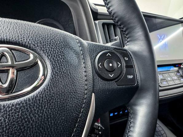 Toyota RAV4 IV (XA40) Рестайлинг с пробегом 2017 года, цена 2 500 000 рублей, 122386 км, внедорожник, Автокод Объявления