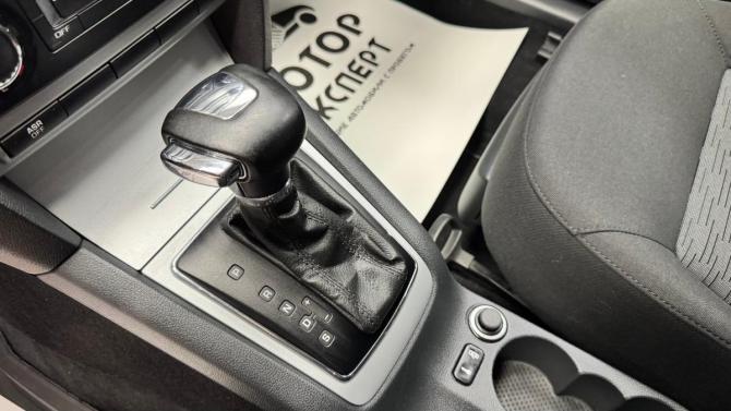 Skoda Octavia II (A5) Рестайлинг с пробегом 2012 года, цена 805 000 рублей, 208000 км, лифтбек, Автокод Объявления
