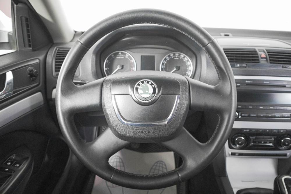 Skoda Octavia II (A5) Рестайлинг Кемерово  - изображение 16