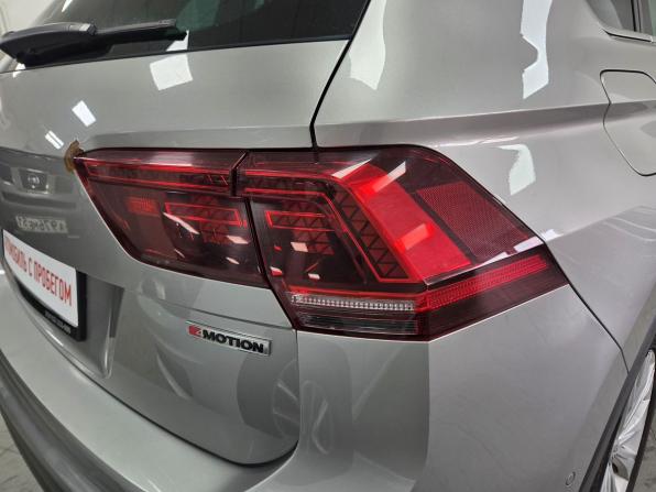 Volkswagen Tiguan II с пробегом 2018 года, цена 1 799 000 рублей, 174397 км, внедорожник, Автокод Объявления