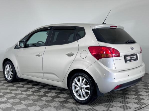 Kia Venga I с пробегом 2011 года, цена 680 000 рублей, 213683 км, минивэн, Автокод Объявления