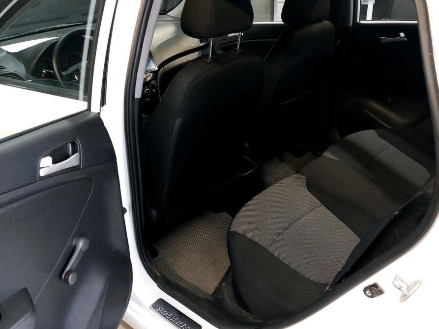 Hyundai Solaris I Москва  - изображение 8