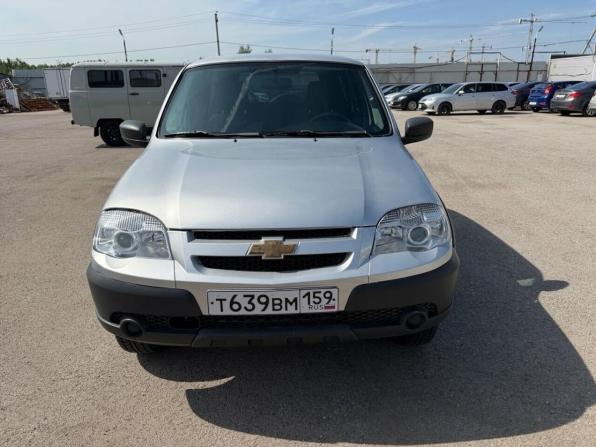 Chevrolet Niva I Рестайлинг с пробегом 2017 года, цена 675 000 рублей, 133984 км, внедорожник, Автокод Объявления