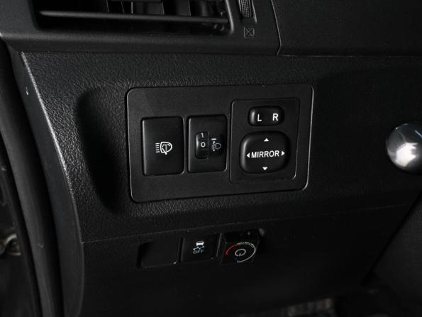 Toyota Verso I с пробегом 2011 года, цена 1 129 000 рублей, 189940 км, компактвэн, Автокод Объявления