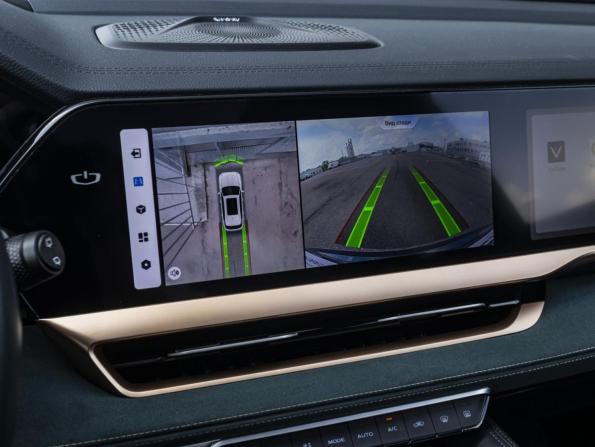 Geely Monjaro I с пробегом 2023 года, цена 3 379 000 рублей, 30000 км, внедорожник, Автокод Объявления