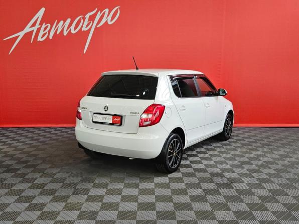 Skoda Fabia II Рестайлинг с пробегом 2014 года, цена 699 000 рублей, 110000 км, хэтчбек, Автокод Объявления