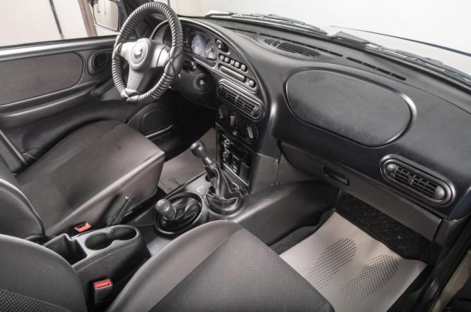 Chevrolet Niva I Рестайлинг с пробегом 2018 года, цена 899 000 рублей, 36000 км, внедорожник, Автокод Объявления