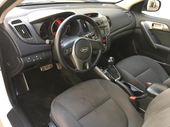 Kia Cerato II с пробегом 2011 года, цена 649 000 рублей, 193436 км, седан, Автокод Объявления
