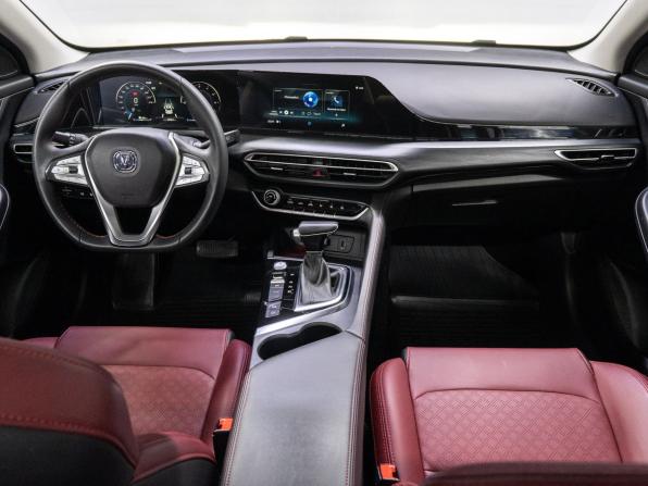Changan Eado Plus с пробегом 2023 года, цена 1 450 000 рублей, 59064 км, седан, Автокод Объявления