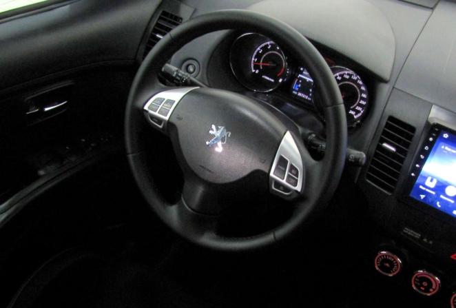 Peugeot 4007 с пробегом 2010 года, цена 840 000 рублей, 267215 км, внедорожник, Автокод Объявления