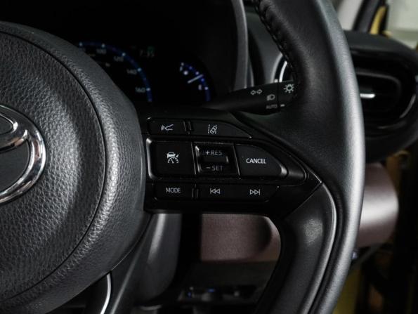 Toyota Yaris Cross I с пробегом 2020 года, цена 2 199 000 рублей, 25230 км, внедорожник, Автокод Объявления